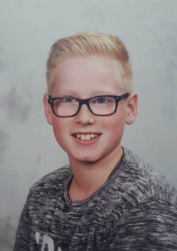  Leon (14) aus Düsseldorf ist an Blutkrebs erkrankt. 