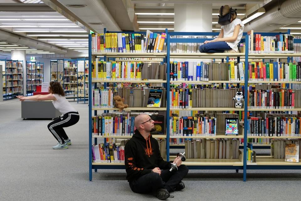  Seltsame Dinge geschehen nachts in den Bibliotheken. 
