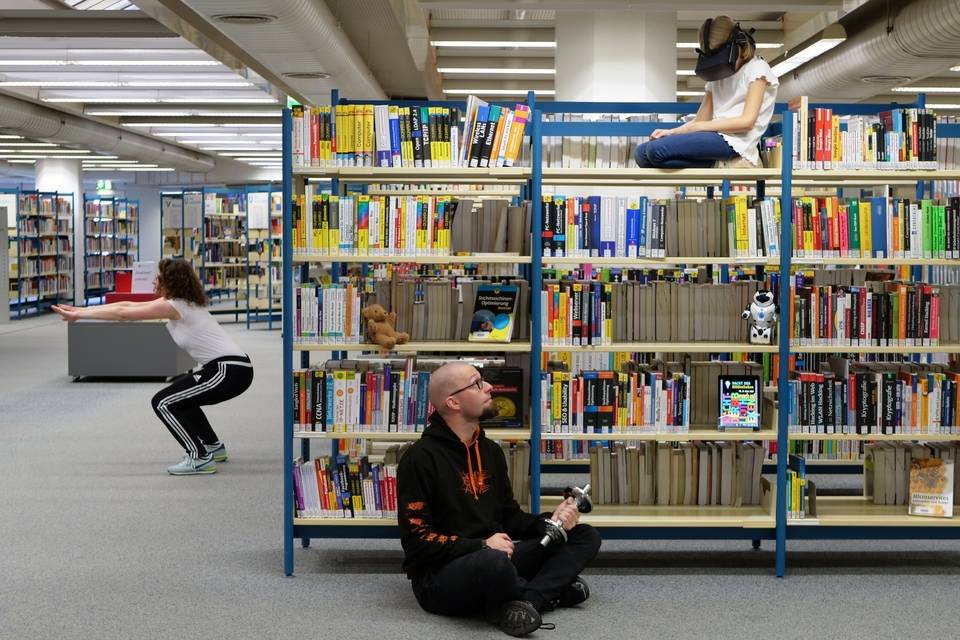 Nachts in der Bibliothek