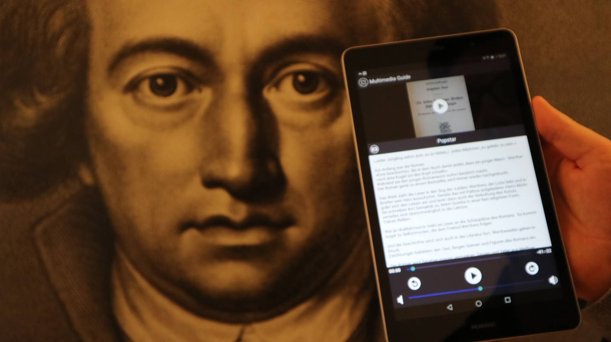  Das neue Faust-Labor im Goethe-Museum . Die Besucher können die Themen durch die neue App interaktiv entdecken. 