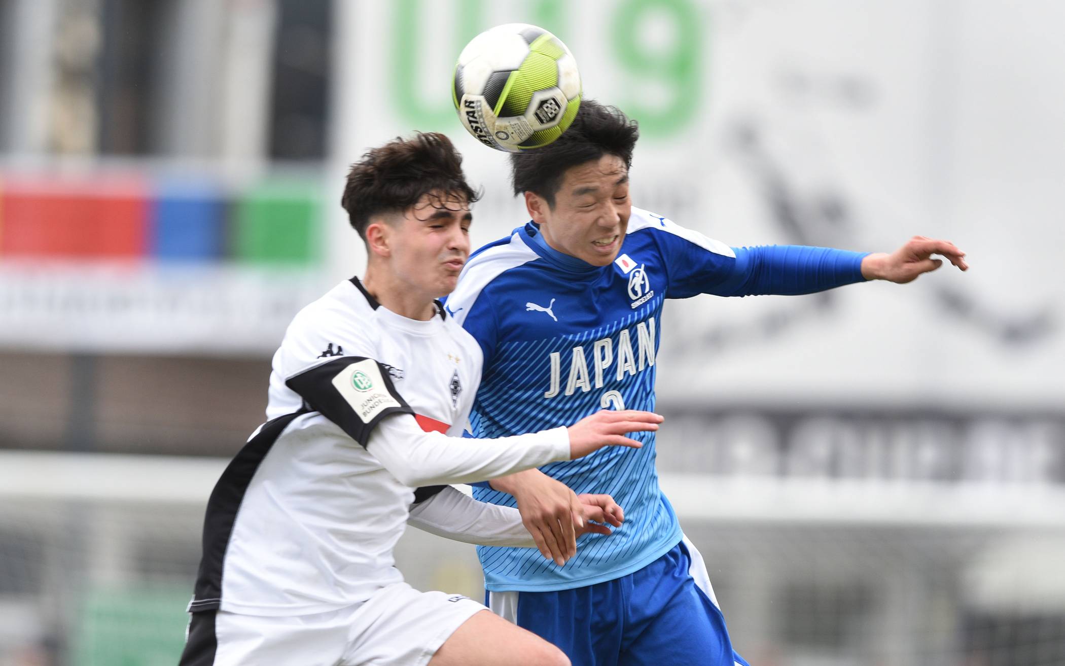  Szene aus dem Osterturnier-Finale 2018 zwischen  Borussia Mönchengladbach und der Japanischen Hochschulauswahl.  