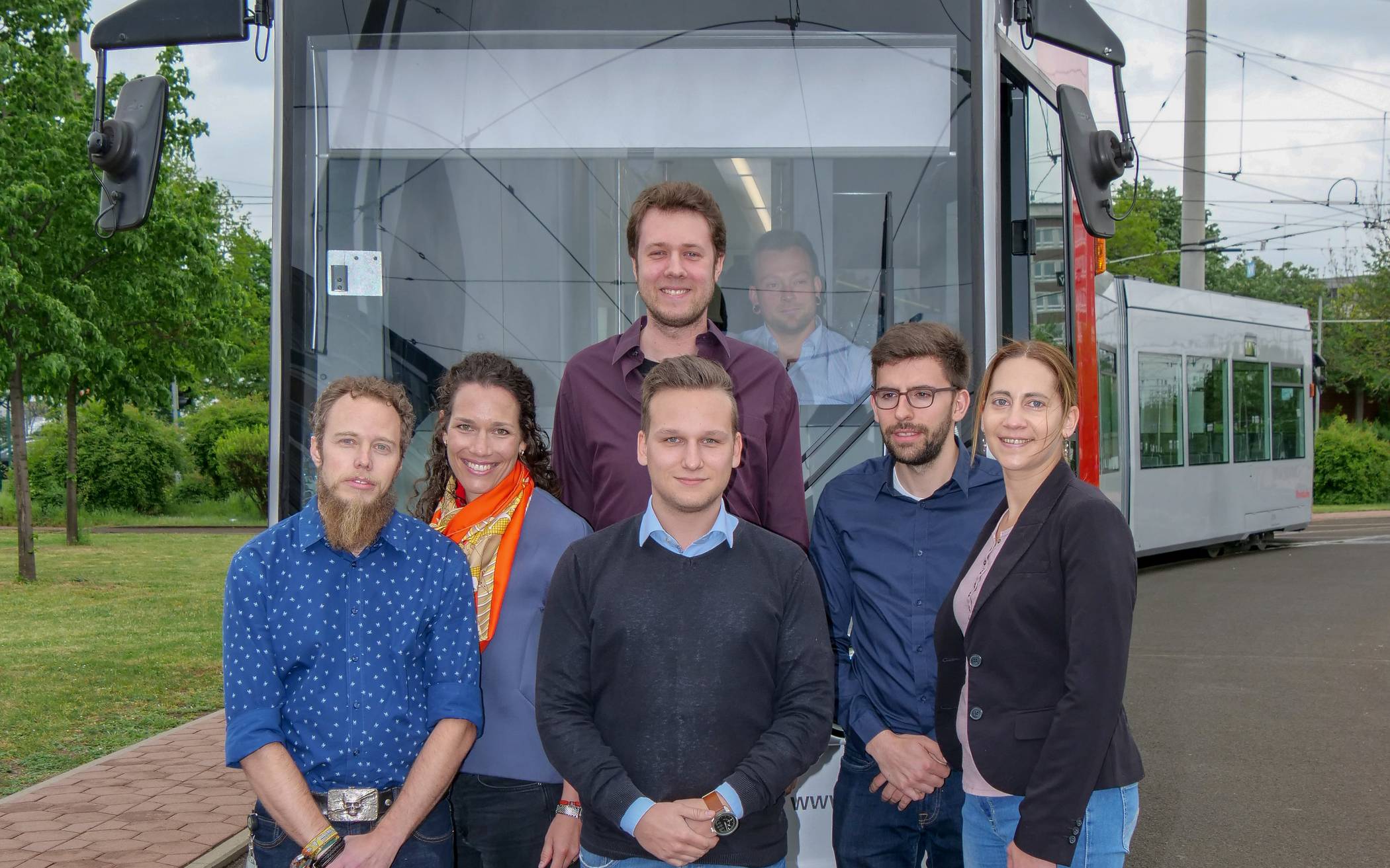  Die Menschen hinter der Offensive: Felix Weingärtner (v. l.), Dr. Nina Erichsen, Christian Lücker (hinten), Sascha Longerich (vorne), Robin Bertram und Melanie Lafin. 