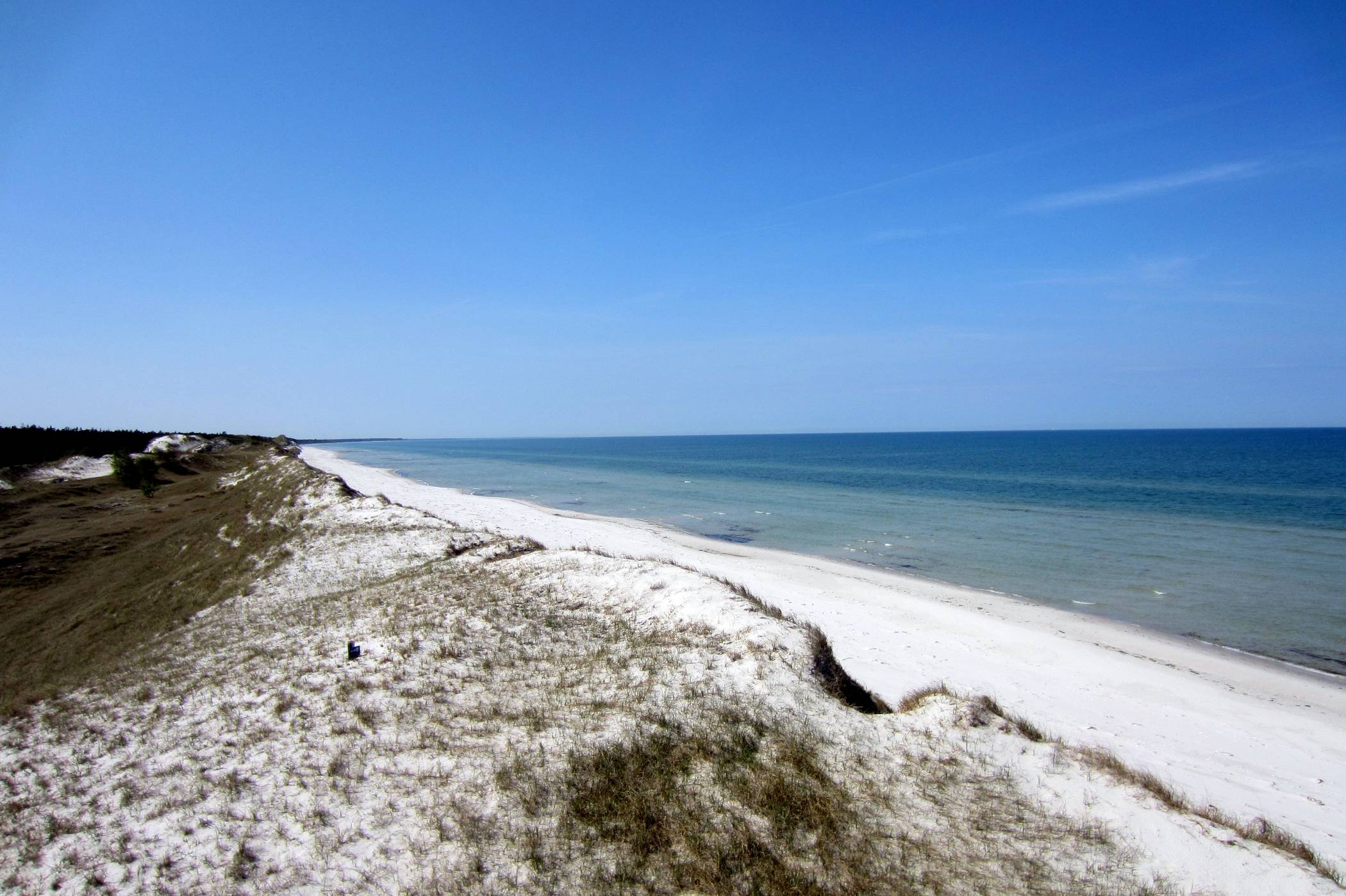  Aufs Wasser schauen: Ostseeküste nahe Zingst. 