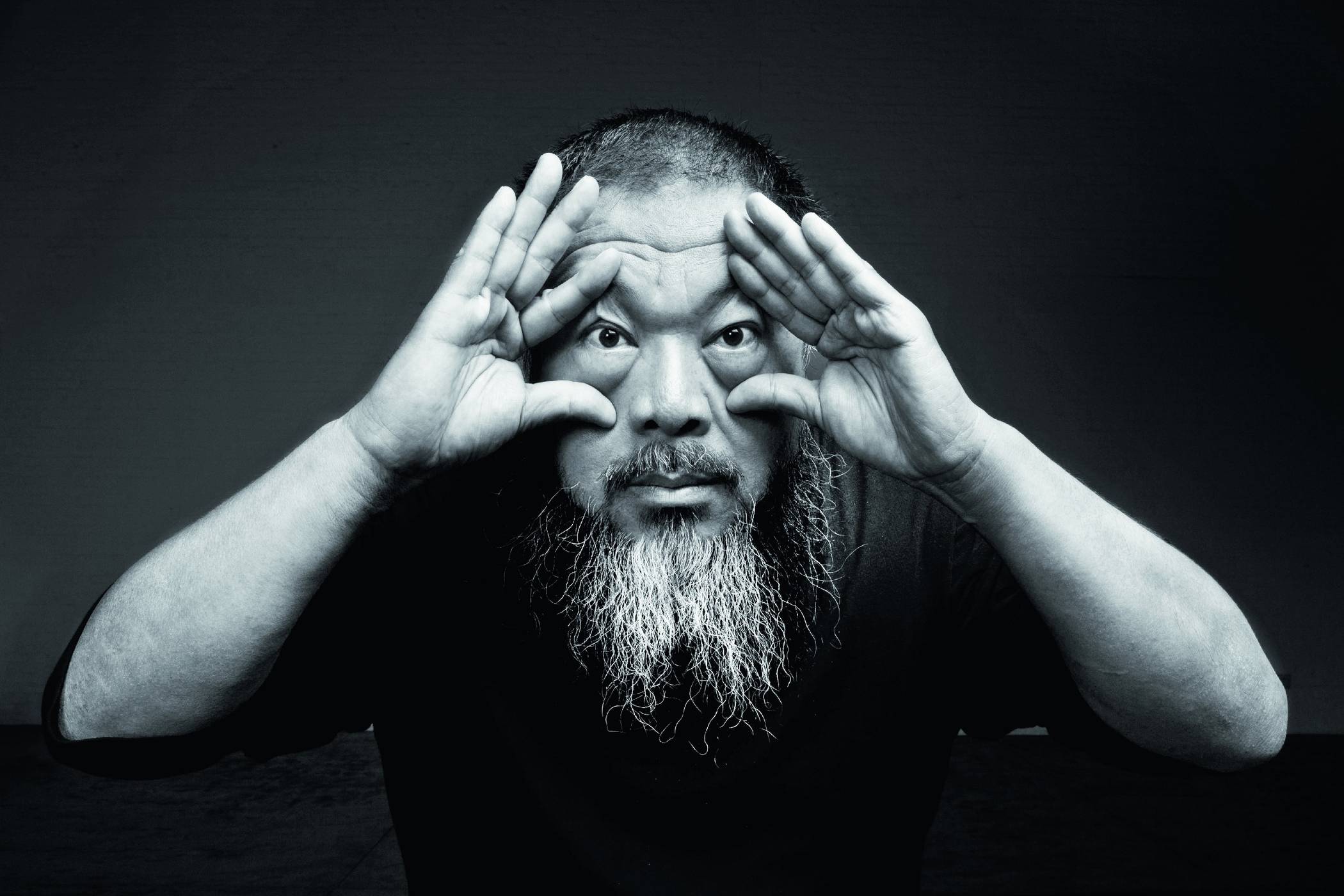  Öffnet mit seinen Werken nicht nur sich die Augen: Künstler und Aktivist Ai Weiwei zeigt seine bisher größte Ausstellung ab 18. Mai in Düsseldorf. 