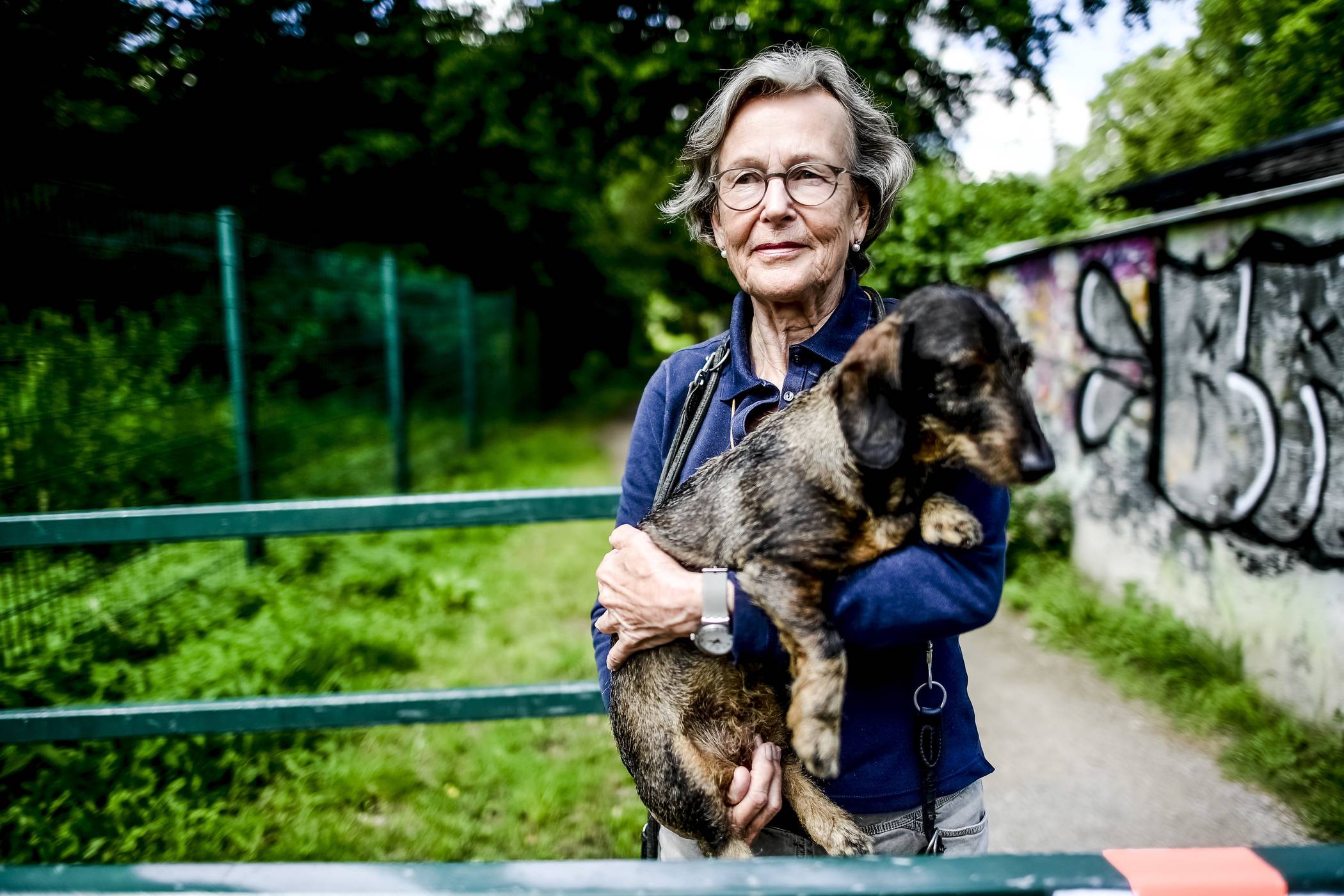  Gisela Külps und Dackeldame Allia hoffen auf ein Wiedersehen mit Yule, die verschwunden ist. 