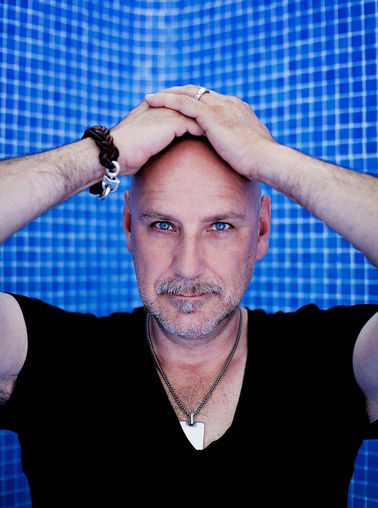  Kommt mit seiner Band Wingenfelder im Rahmen der Veranstaltungsreihe „Acoustic Winter“ am Samstag, 11. Januar 2020, nach Düsseldorf: Kai Wingenfelder. 