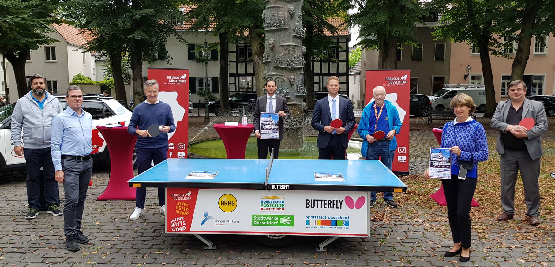  Das traditionelle Gerresheimer Straßenfest kann coronobedingt nicht stattfinden. Alternativ hat Borussia Düsseldorf gemeinsam mit der Bürgerhilfe Gerresheim und der Stadt die Aktion „Ganz Gerresheim spielt Tischtennis“ ins Leben gerufen. Am Samstag, 5. September, 11 - 16 Uhr, wird auf dem Gerricusplatz und der Benderstraße für einen guten Zweck an Mini- und Wettkampftischen, an einem Tischtennis-Roboter oder bei einem Geschwindigkeits-Wettbewerb „Härtester Schlag“ gespielt. 