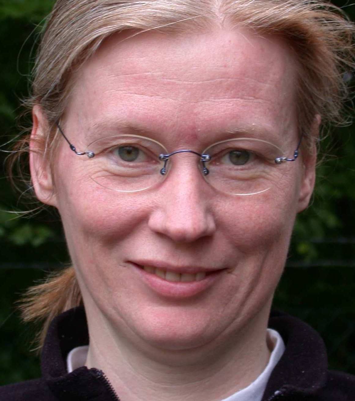  Expertin Dr. Dorothee Köpsell. Fotos: BzgA 