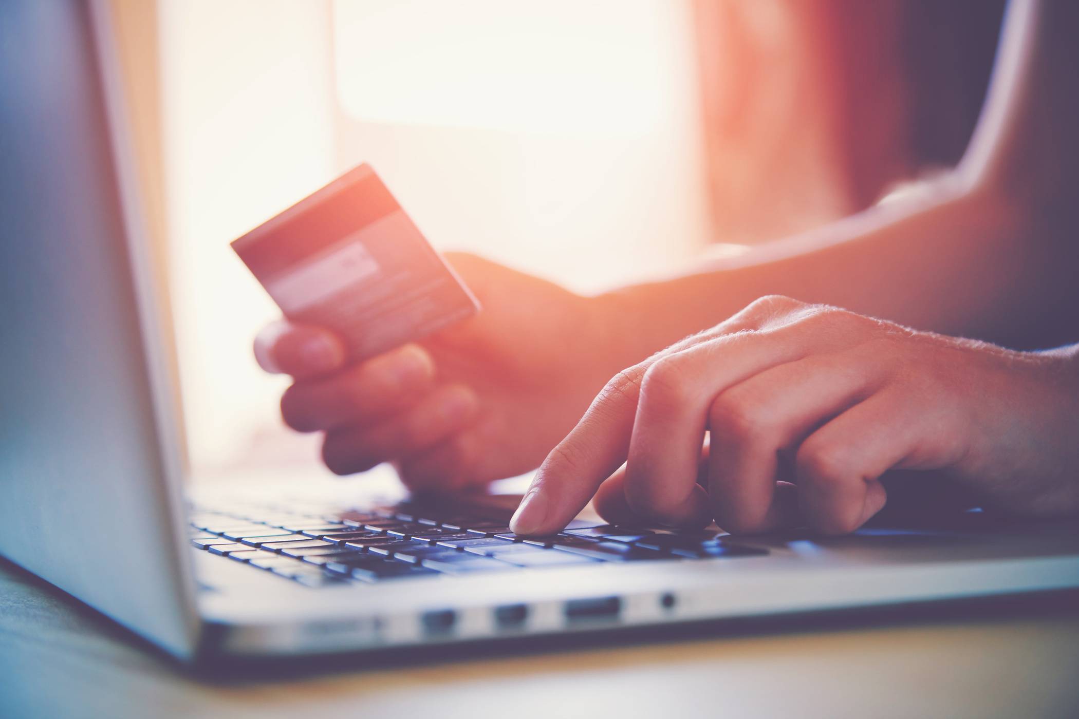 Filial- oder Direktbank? Immer mehr Kunden wählen Online-Kredit!